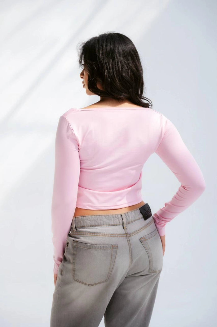 Asymmetrical basic top