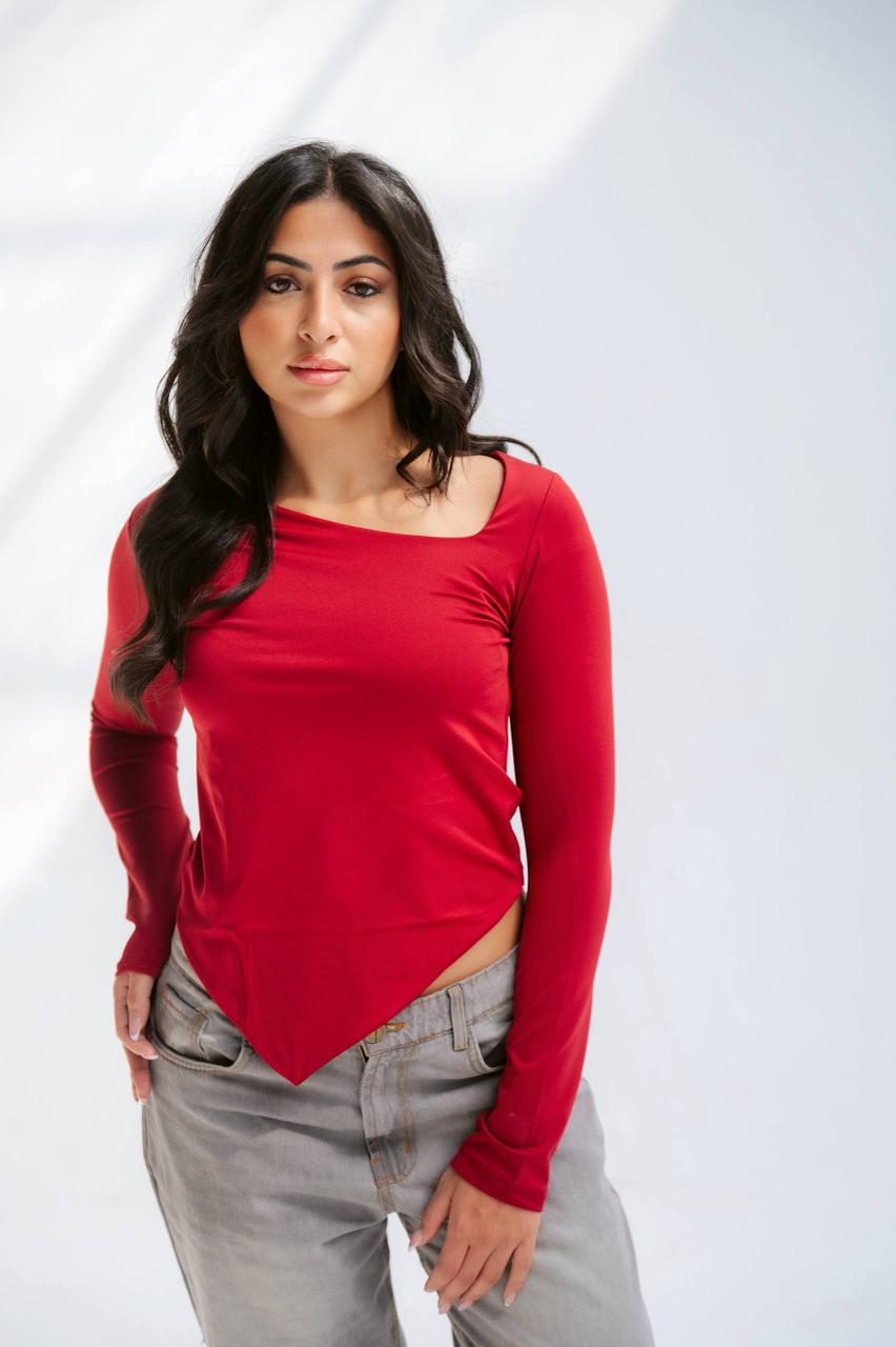 Asymmetrical basic top