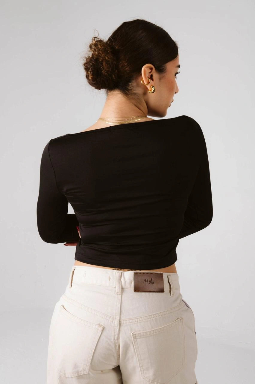 Asymmetrical basic top
